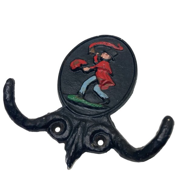 Vintage Cast Iron Wall Hook With Painted Colonial Figure Design 4" - Picture 2 of 7